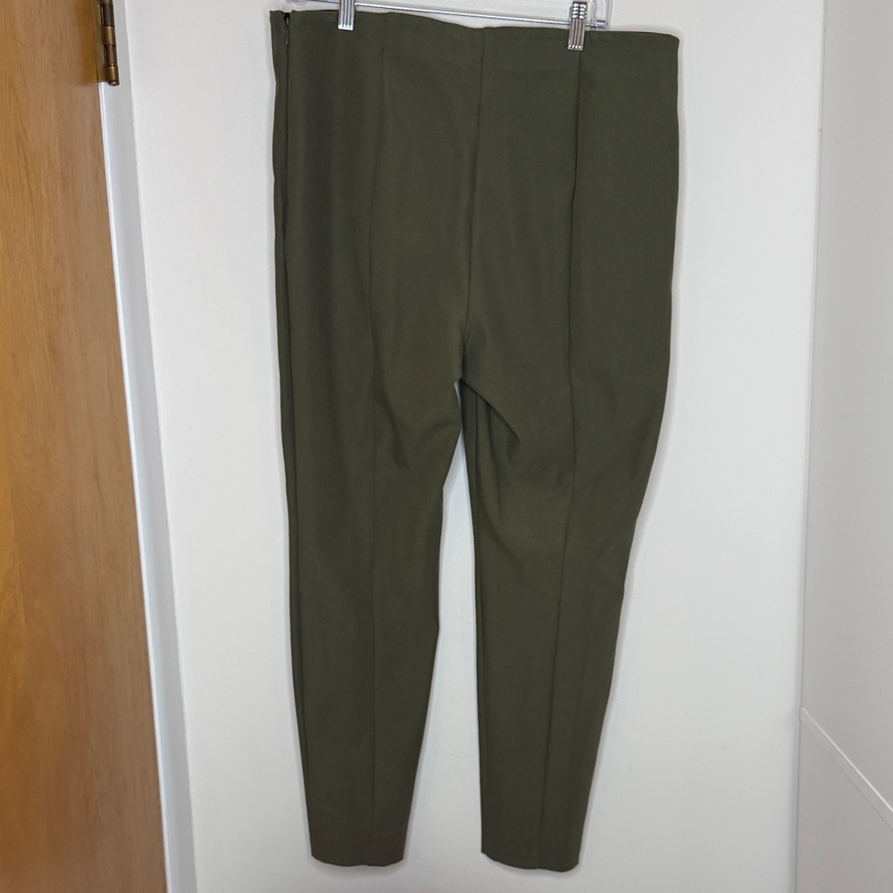 Talbots Olive Green Women's Trousers - Picture 15 of 16